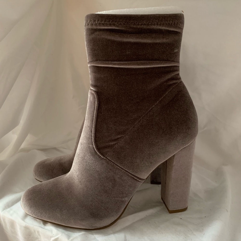 Steve Madde Velvety ankle boot heels